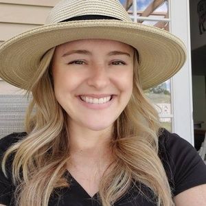 Meet your Posher, Kiley